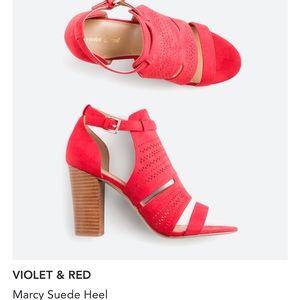 Violet & Red suede heels size 5